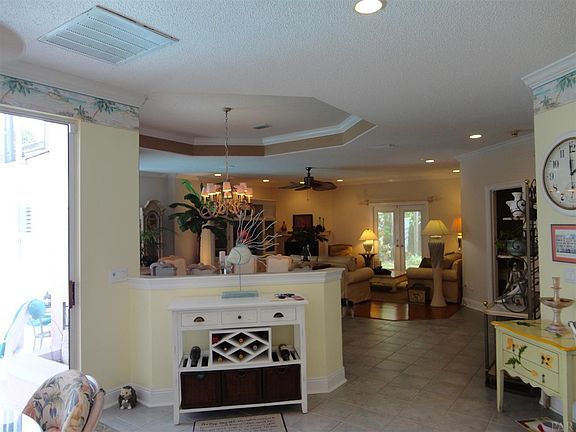 5th image of 1292 Point East Cir