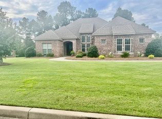 675 Southern Hills Dr, Wetumpka, AL 36093
