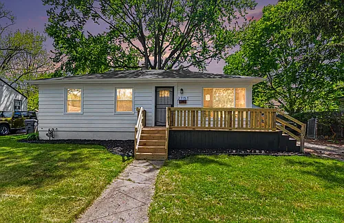 27157 Lucerne Dr Photo 1