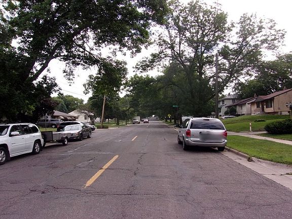 4th image of 1376 Arlington Ave E