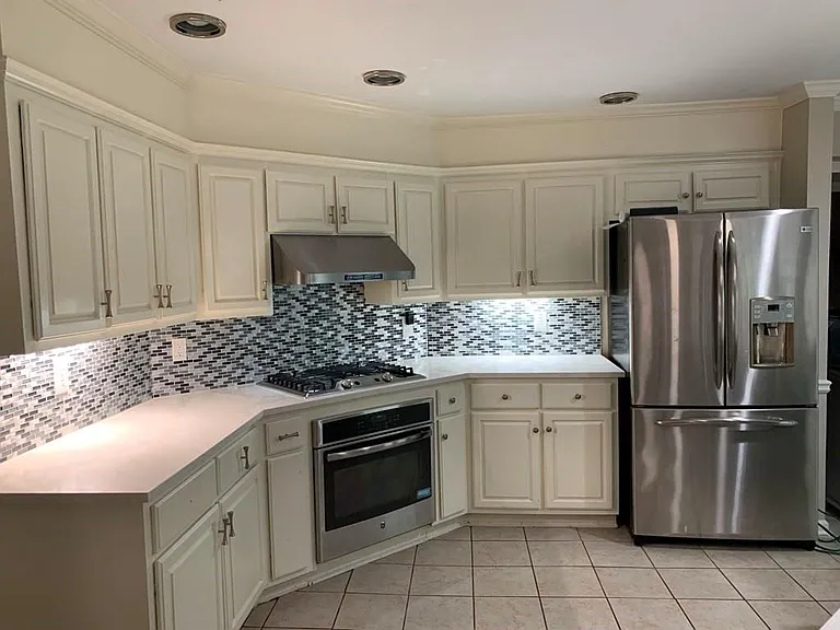 3014 Eglantine Ct — Photo 5