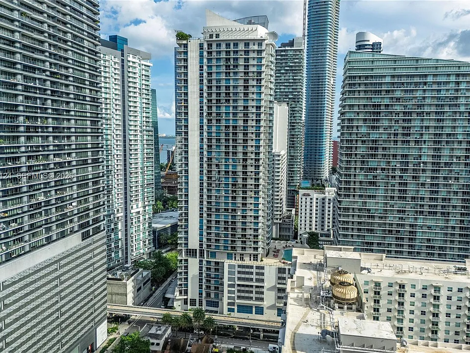 1100 S Miami Ave #609