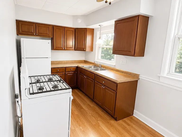 1403 Methyl St #1 — Photo 2