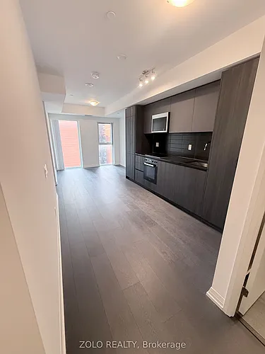 400 King St W #1106 Photo 1