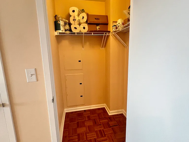 110 Somerset St #2103 — Photo 18