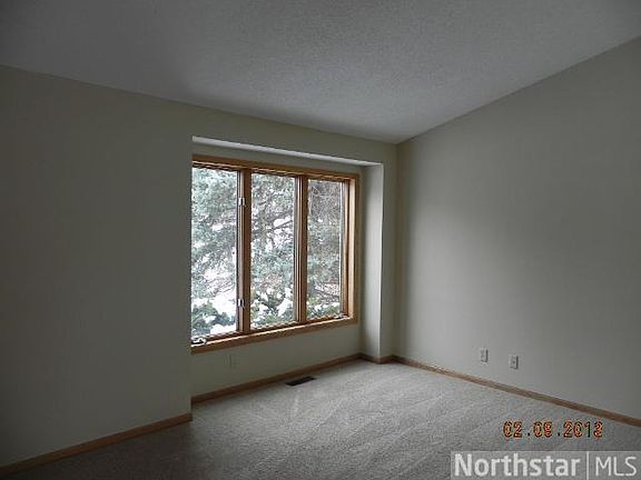 4th image of 398 Minnesota Ave