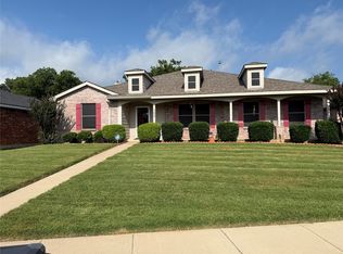 193 Rolling Ct, Lancaster, TX 75146