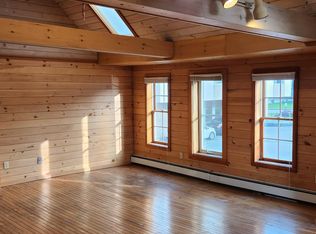 38 Talbot Ave, Rockland, ME 04841