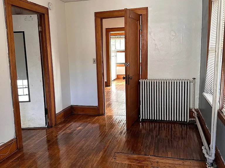 416 11th Ave SE — Photo 11