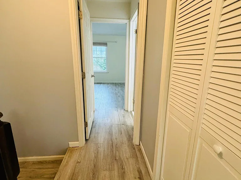 22 Wyckwood Ct — Photo 18