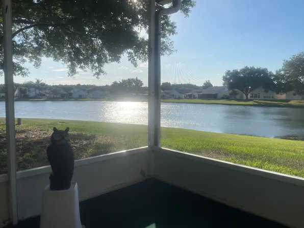 5811 Parkview Lake Dr, Orlando, FL 32821