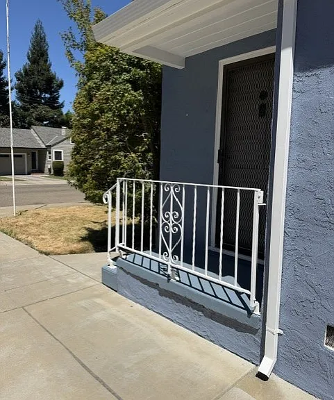 212 N Crescent Ave — Photo 2
