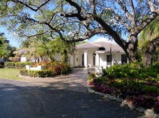 11000 SW 77 Court Cir, Pinecrest, FL 33156