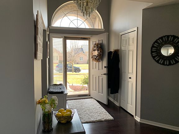 2nd image of 48767 Brittany Parc Dr