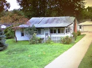 5616 Walnut St, Mentor On The Lake, OH