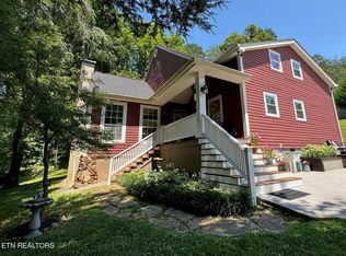 103 Jolly Ln, Walland, TN 37886