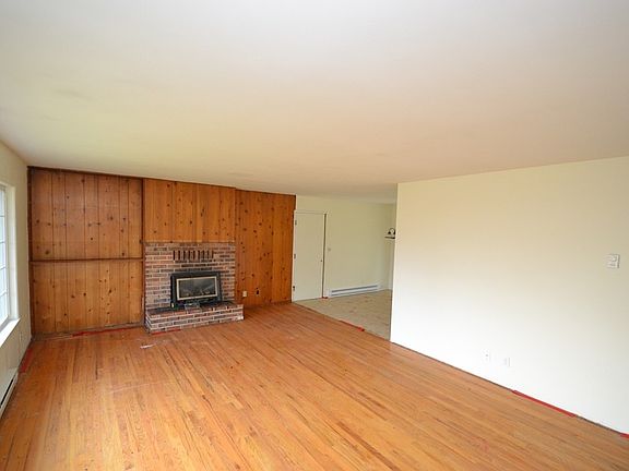 3rd image of 5310 108th St NE