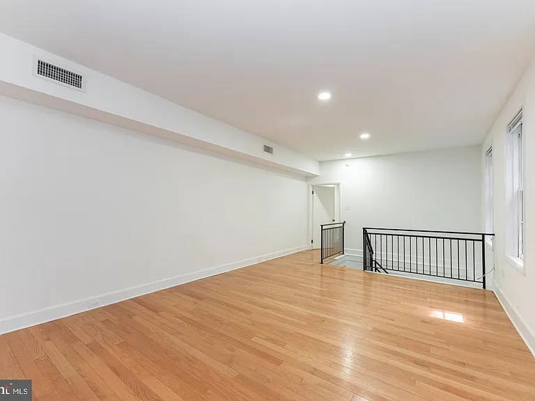 2118 Spruce St #1R — Photo 13