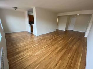33-02 Parsons Blvd #R2, Flushing, NY