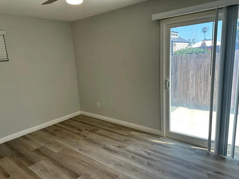 1117 Grove Ave — Photo 8