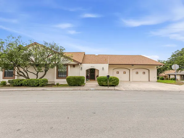 9301 Windboro Dr, Windcrest, TX 78239