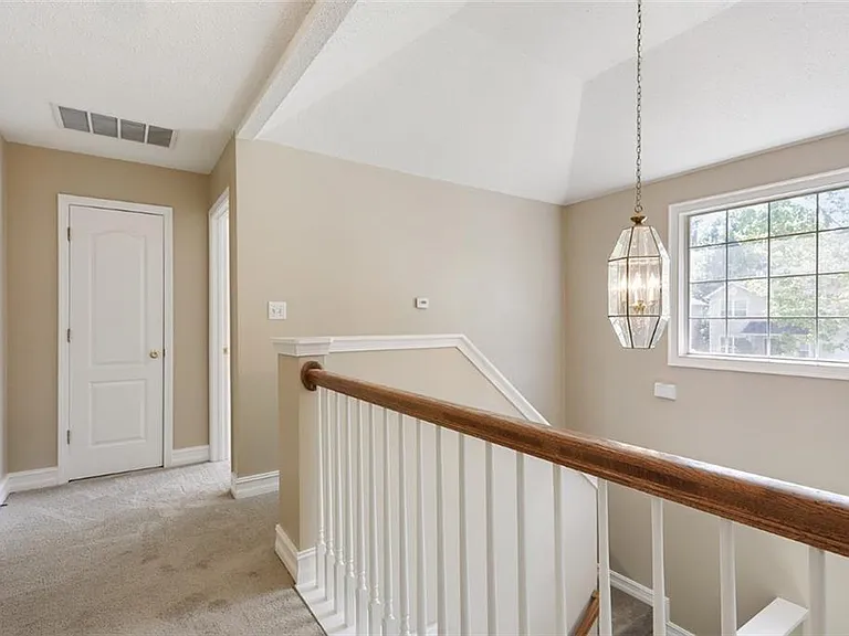 312 Eagle Way — Photo 17