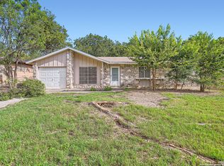 12318 Trailing Oaks St, Live Oak, TX 78233