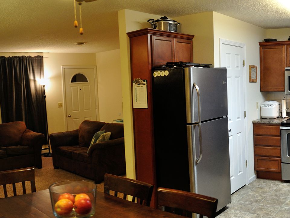 kitchen living room