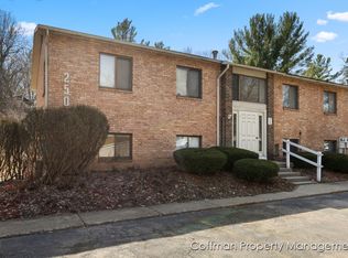 250 Four Mile Rd NW #264, Comstock Park, MI 49321