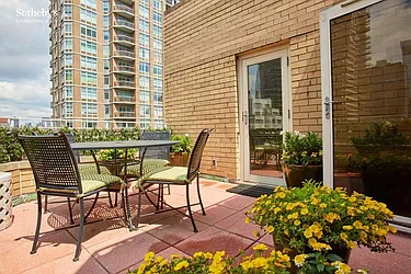 Rented by Sotheby's International Realty