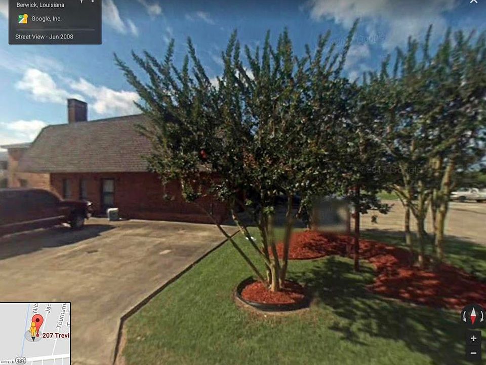 1st image of 207 Trevino St