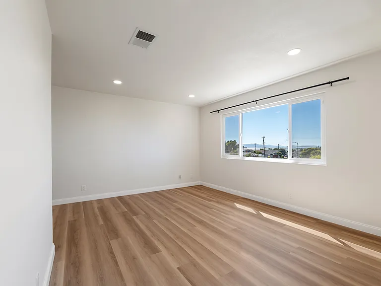 308 Highlands Pl — Photo 11