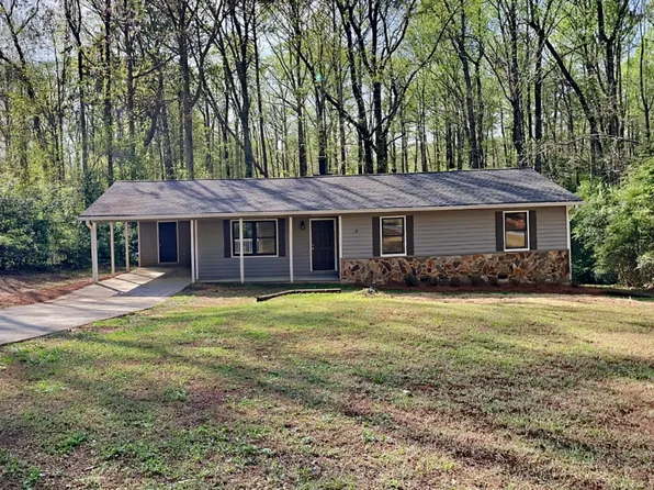 130 Fairview Dr, Stockbridge, GA 30281