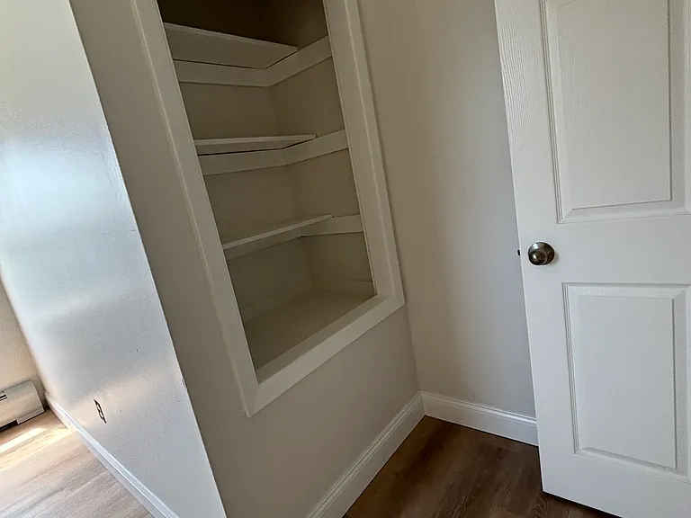 76 Beacon Ave #8 — Photo 3