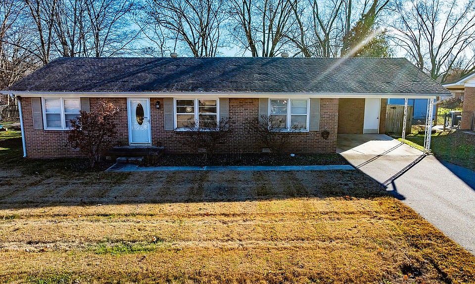1st image of 411 Hershey Dr