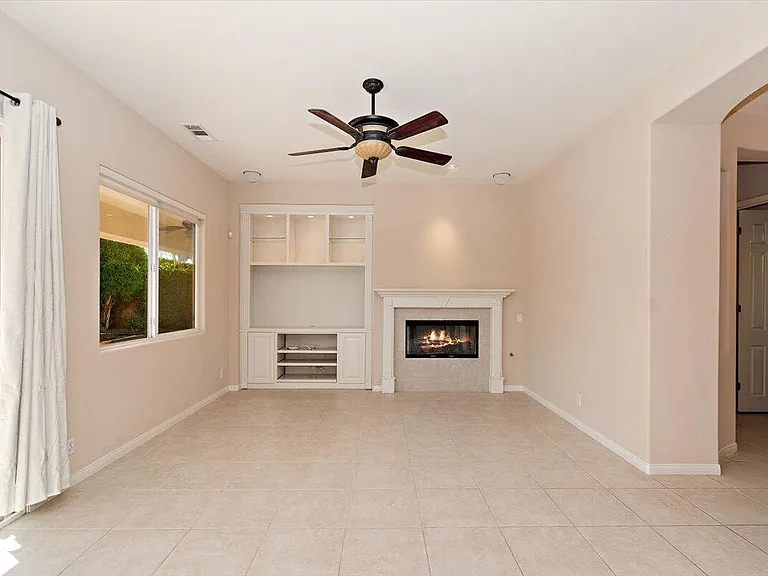 80215 Queensboro Dr #80215 — Photo 14