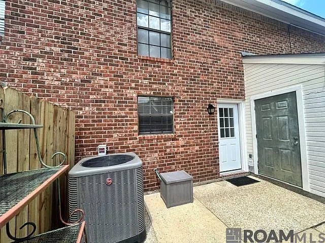 4454 Stumberg Ln — Photo 18