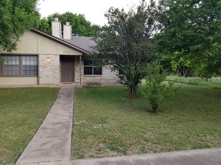 7214 Salt Springs Dr #A — Photo 1