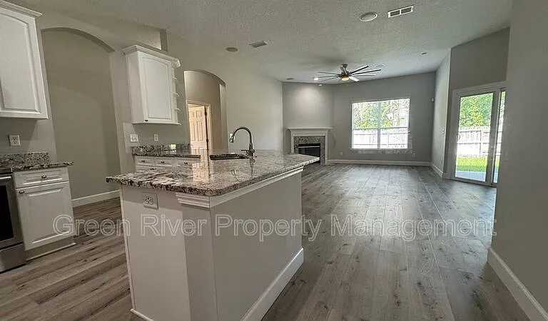 338 Bridgestone Ct — Photo 11