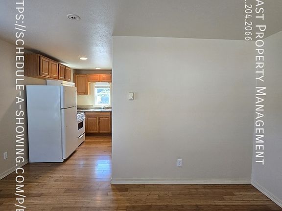 4th image of 3415 N Highway 101 APT 9