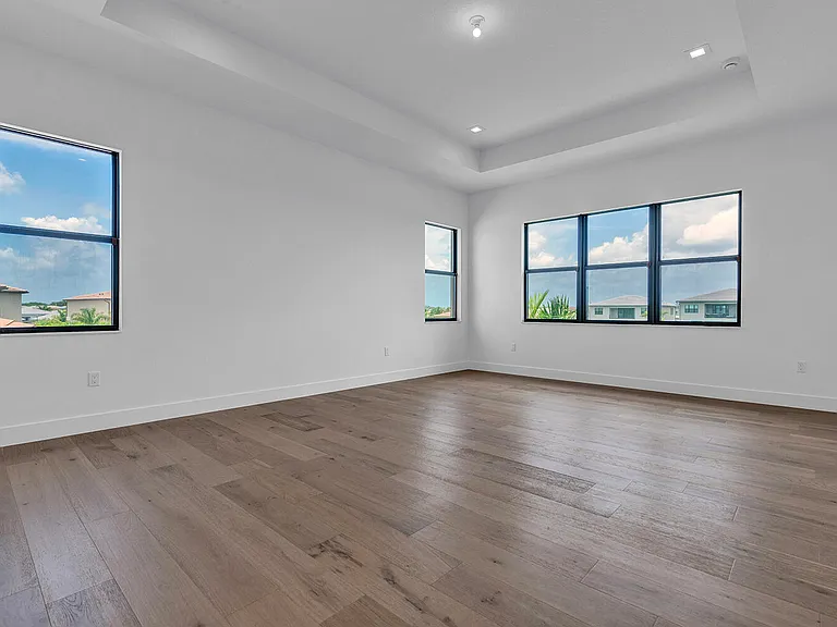 9523 Riverside Park Dr — Photo 21