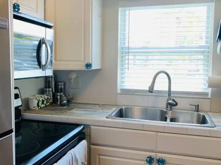 9825 Grace Dr — Photo 12