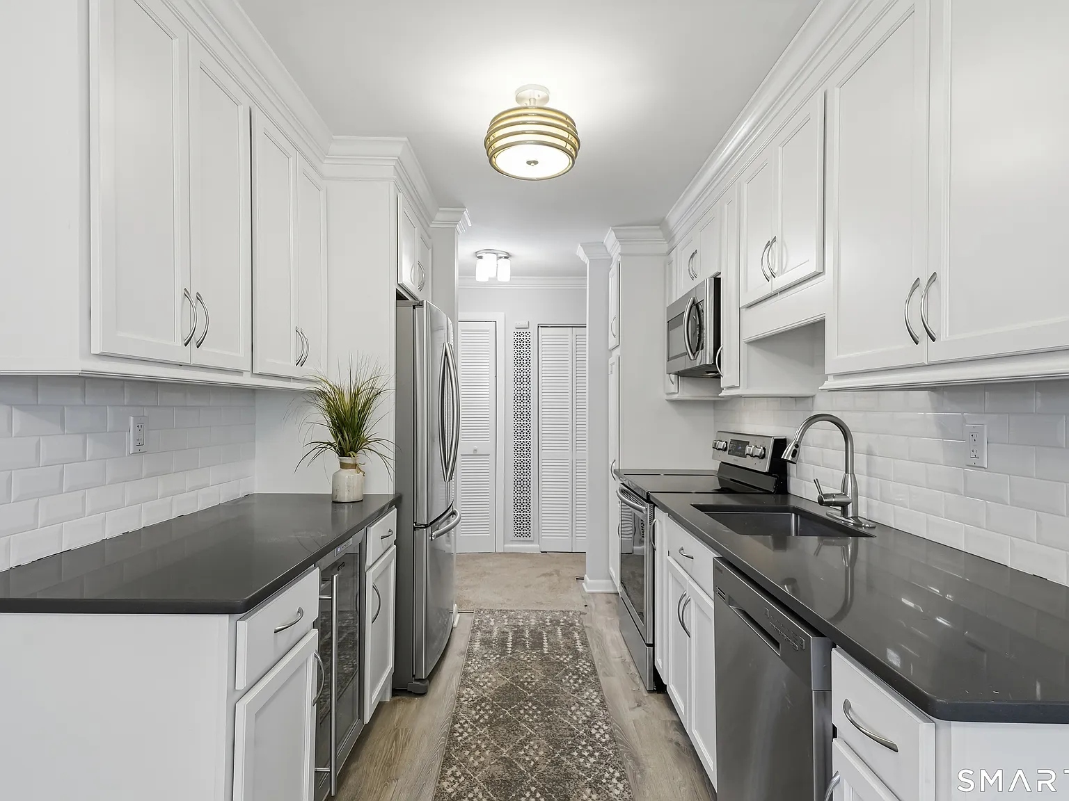 2 bed, 2.0 bath, 1200 sqft, $3,550 — Photo 3