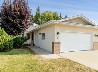 9 S Dunn Close, Red Deer, AB T4R2M6