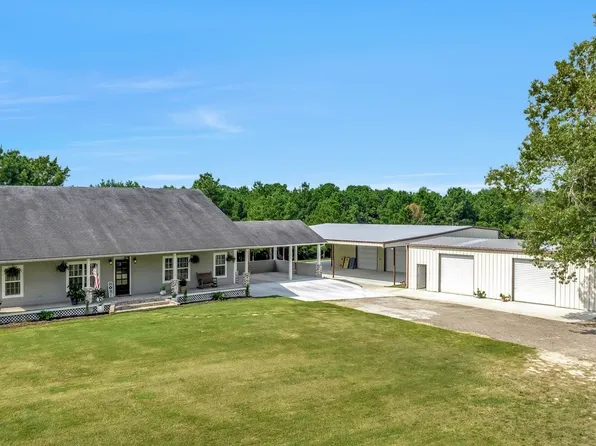 1740 Carrell Rd, Lufkin, TX 75901