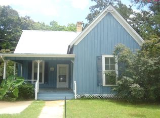 901 Main St, Chipley, FL 32428