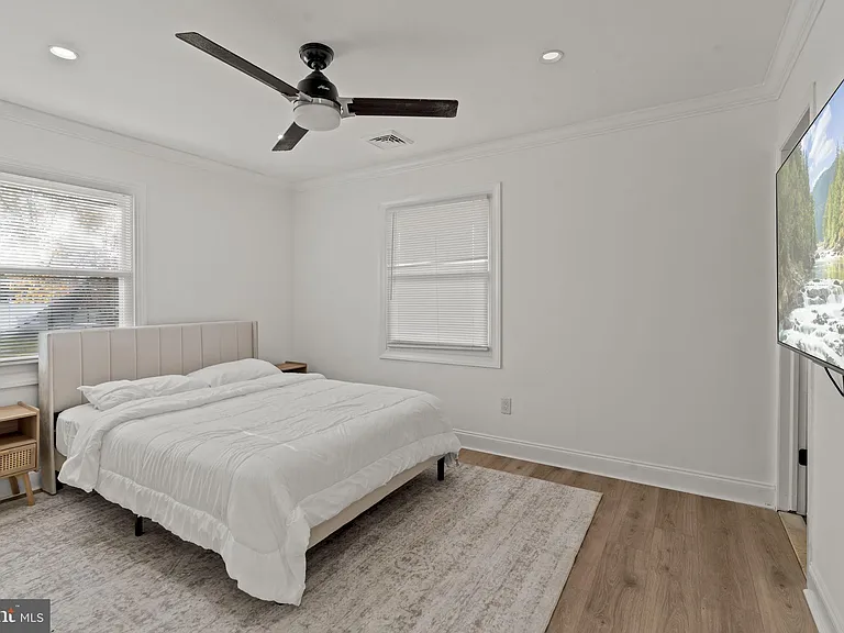 5 Burgess Ln — Photo 21