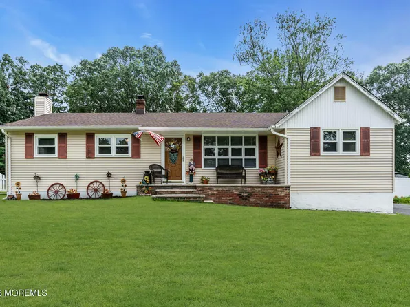 44 Lake Drive, Howell, NJ 07731