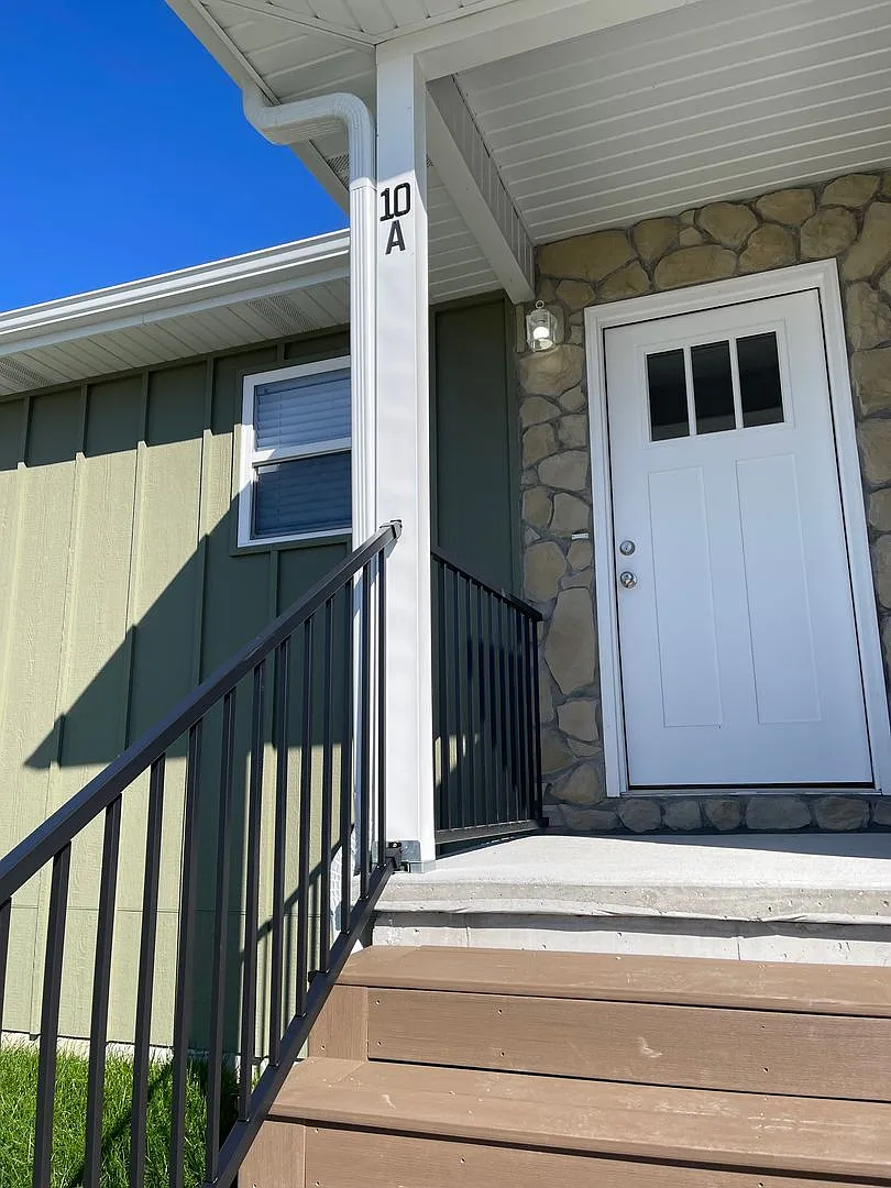 Summer Lease Up Special; Luxury Lake Living Starts Here Brand-New 2 Bed, 2 Bath House in Kimberli... — Photo 4