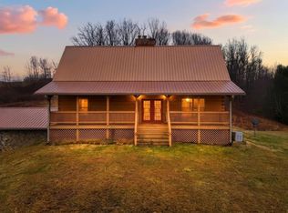 274 Flatridge Rd, Troutdale, VA 24378